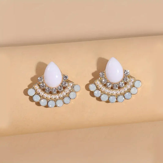 Vintage Elegant Stud Earrings with Imitation Pearls - Unique Zinc Alloy Jewelry for Women