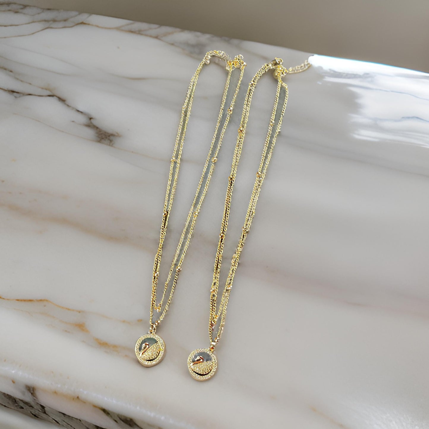 Elegant Gold Layered Necklace